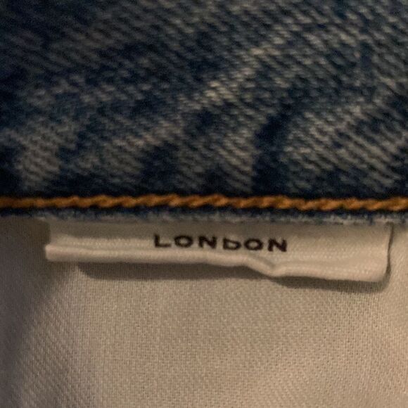 NWT SLVRLAKE London Organic Denim Shorts in Heart of Gold - Picture 5 of 6